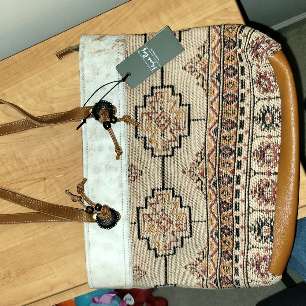 Myra Bag, Canvas & Leather Women's Medium Lightweight Bardic Tote Bag.